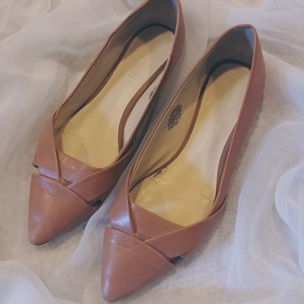 Nine West pointed toe flats